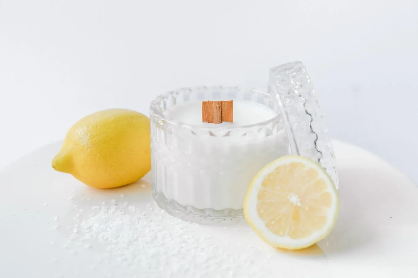 Aroma Avenue Candle- Amalfi