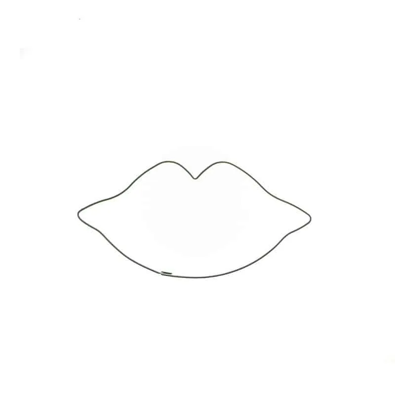 Cute Lips Shaped Eco-Friendly Stainless Steel Cookie Cutter